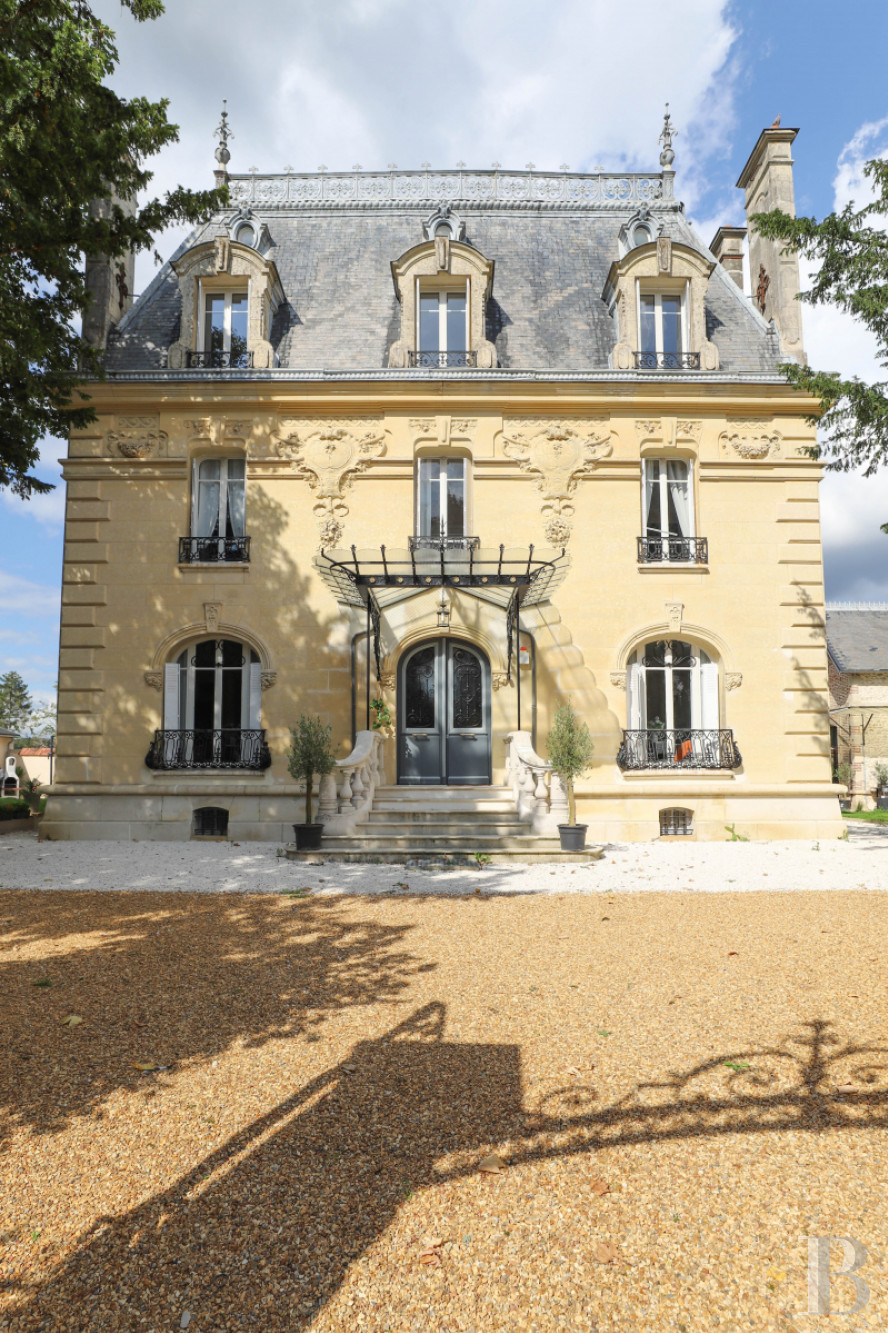 A fully renovated 1900s private mansion in a village in Perche, just an hour and a half from Paris - photo  n°4